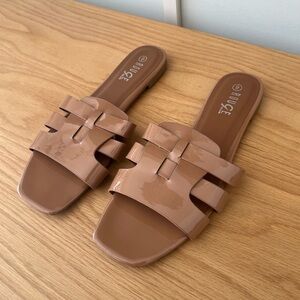 Rouge Nude Patent Sandals Size 9